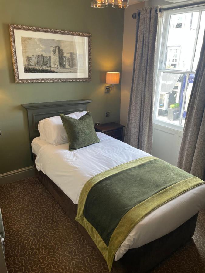 Punch House Monmouth Hotel ภายนอก รูปภาพ